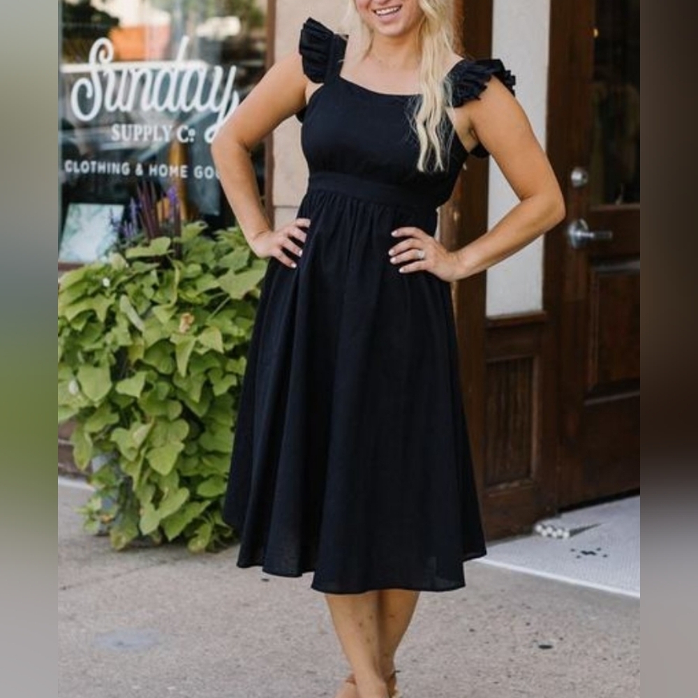 LUMIERE Black Ruffle Maxi Dress Cotton Linen Backless Flowy Comfy Square Neck M